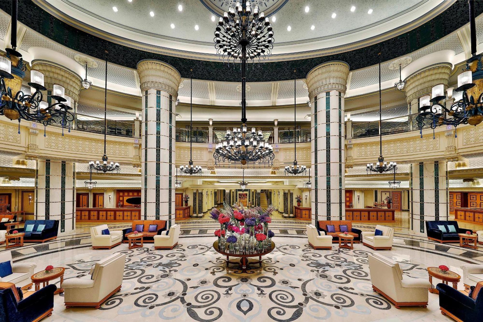 The Ritz-Carlton Jeddah Hotel Buitenkant foto Lobby