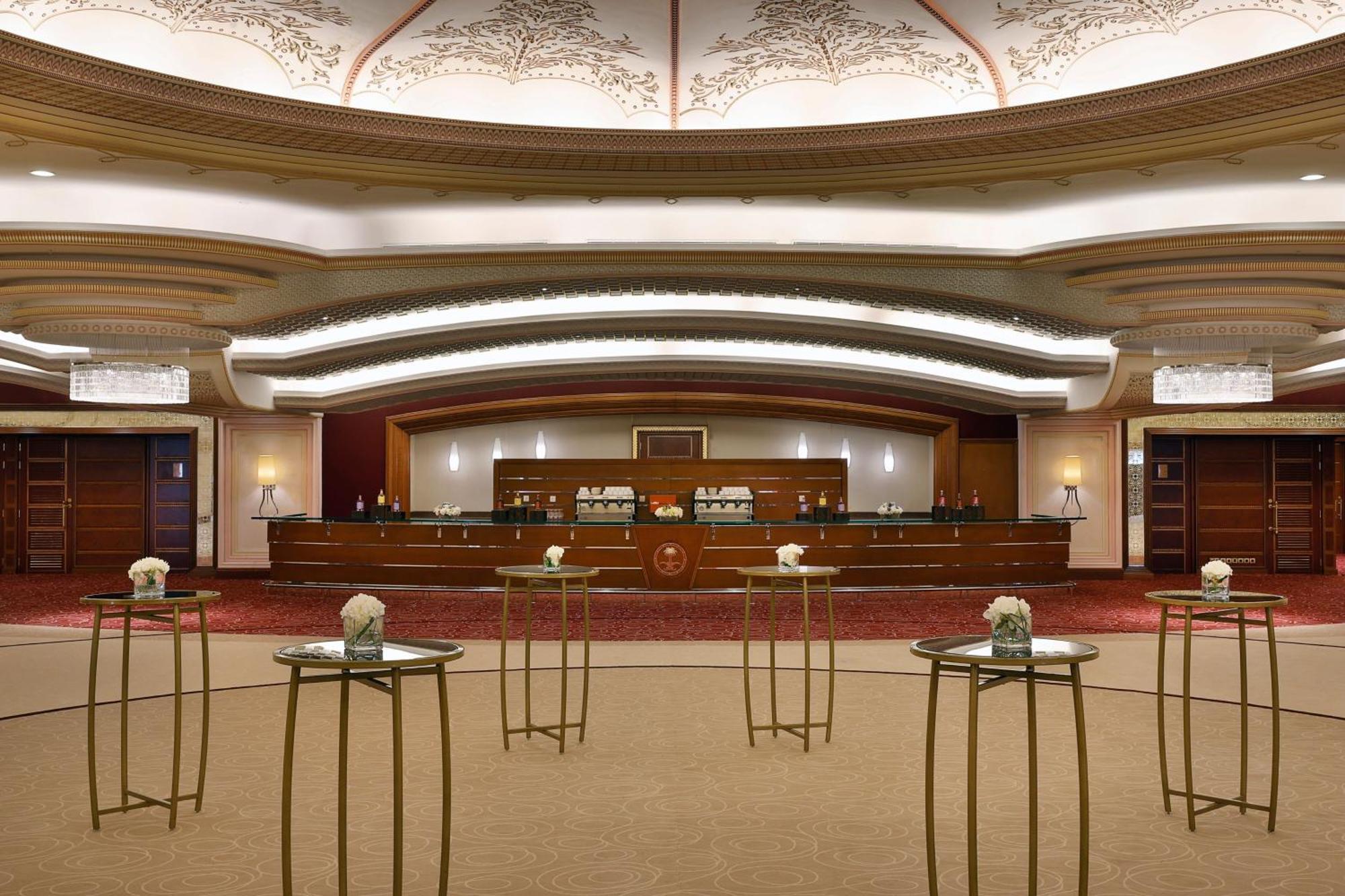 The Ritz-Carlton Jeddah Hotel Buitenkant foto The ballroom