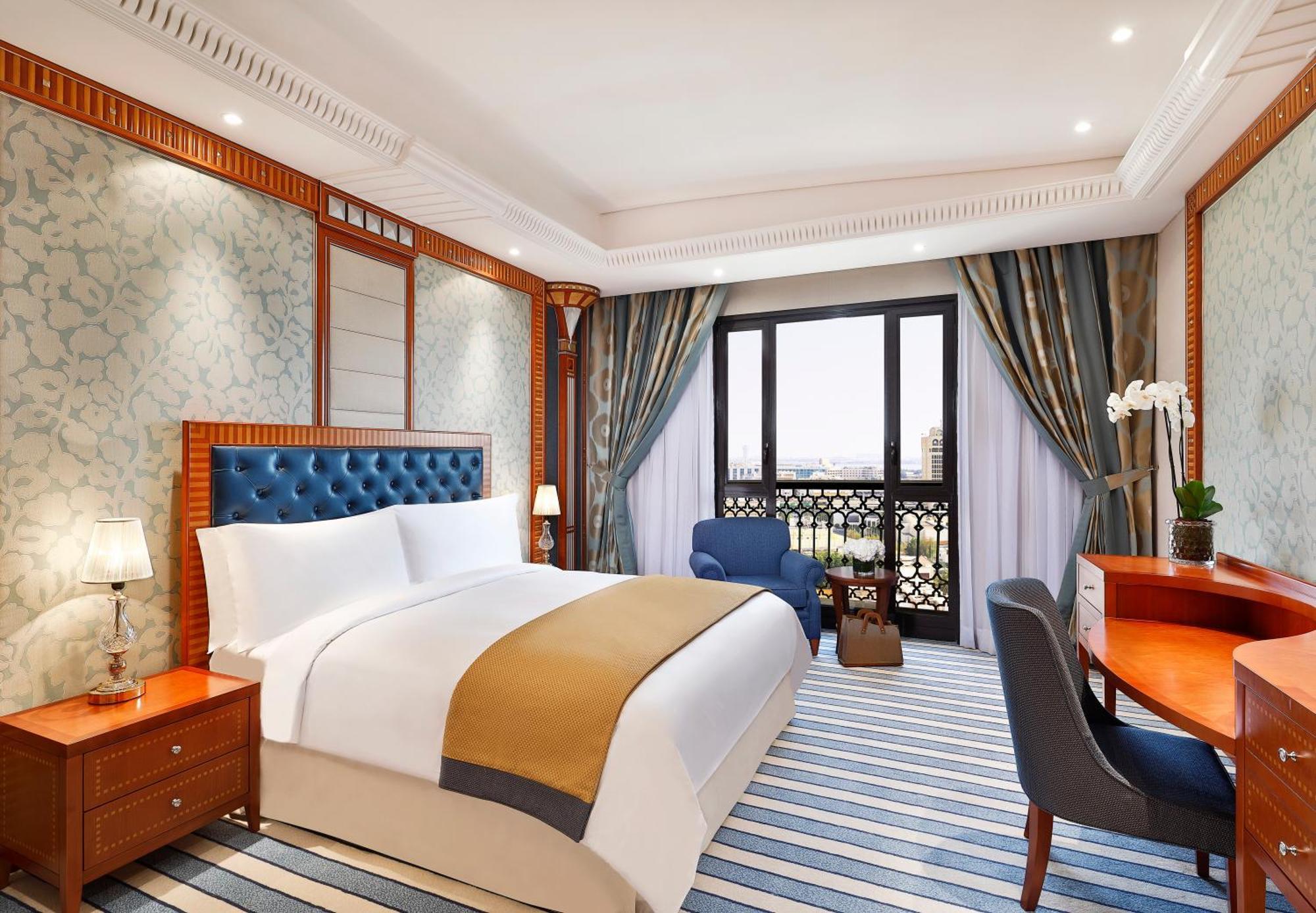 The Ritz-Carlton Jeddah Hotel Buitenkant foto Deluxe Room